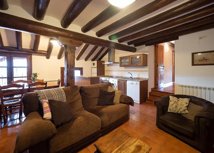 Casa Coronas Casa rural El Pueyo de Araguás